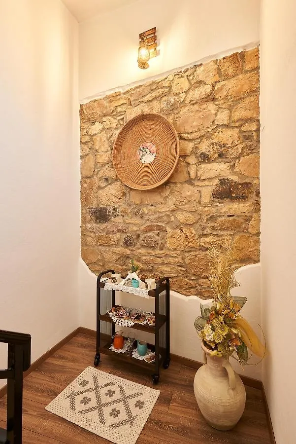 Al Vicolo VI Bed & Breakfast Sardara