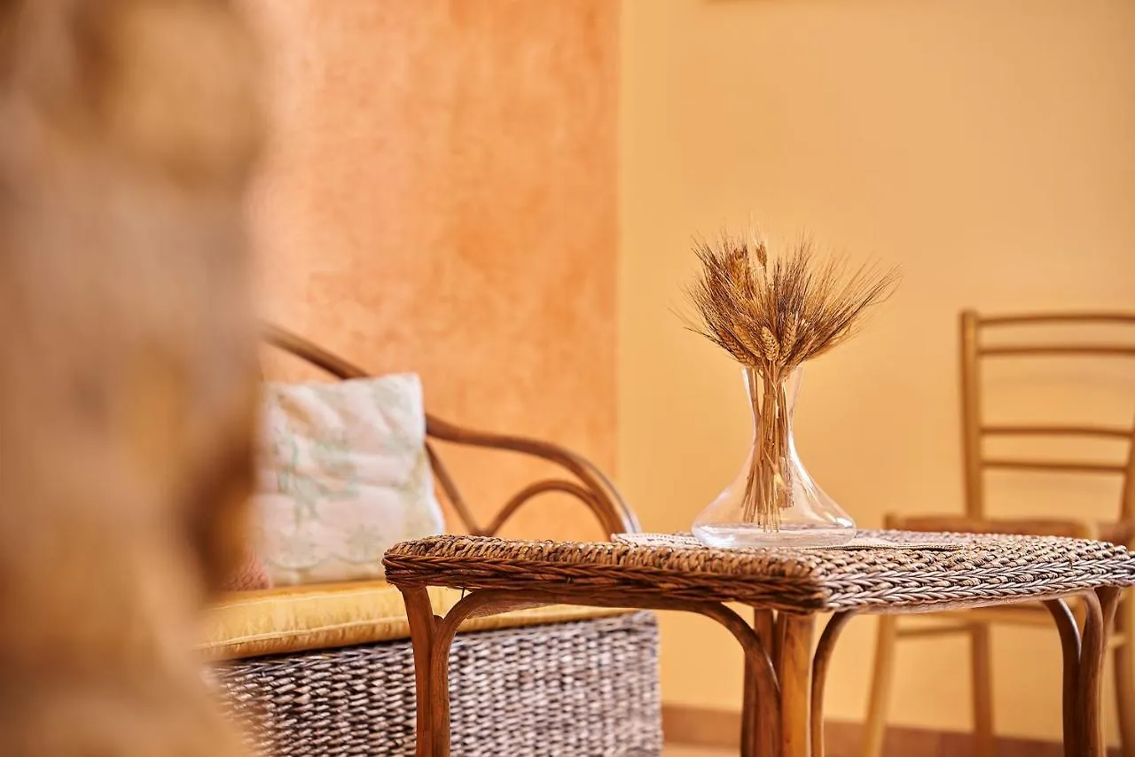 Al Vicolo VI Bed & Breakfast Sardara 0*,