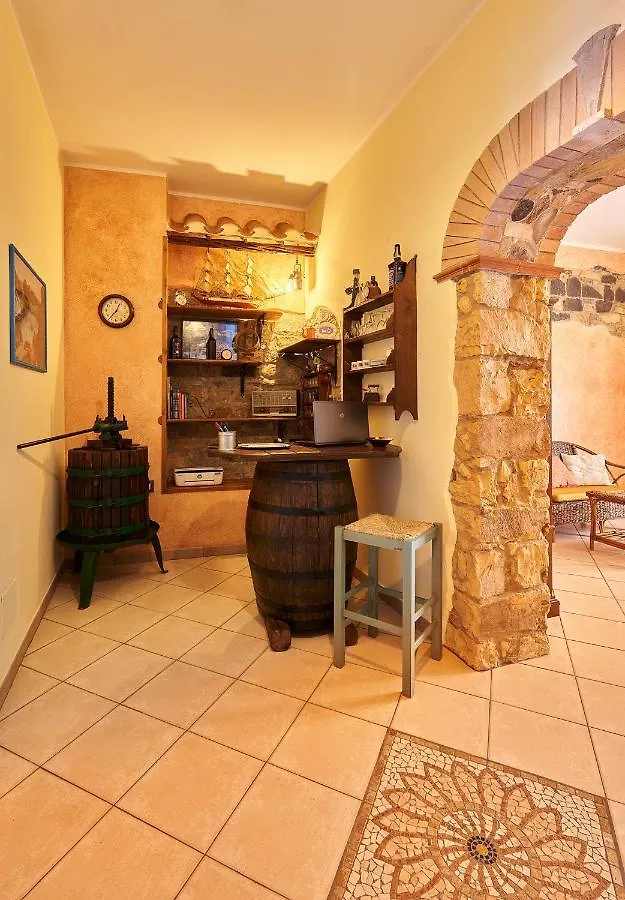 Al Vicolo VI Bed & Breakfast Sardara